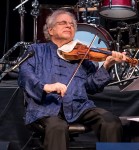 Itzhak Perlman really feels this music! "In the Fiddler's House" 20th Anniversary concert- UCSB Arts & Lectures 1/23/17 The GranadaTheatre